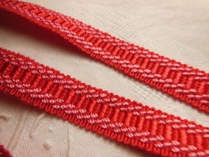 Galon vintage rouge rosé lumineux 5 mètres sur 1,5 cm A4 - Picture 1 of 3