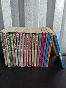 Lot of 18 Hardy Boys Paperbacks Volumes Franklin E Dixon Wanderer Publishing - Picture 1 of 12