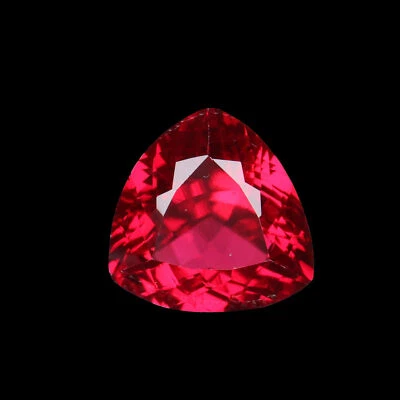 9. Carat Red Ruby Trillion Cut Loose Gemstone For Jewelry And Ring Making - Image 1 of 4
