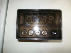 aeg schaltuhr uhr  Backofen Herd diehl 316-45 privileg quelle digitaluhr #46 - Bild 1 von 3