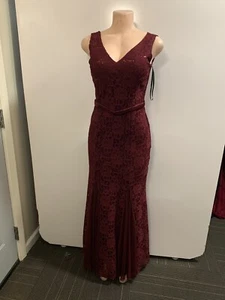 Women Junior Burgundy lace Sequins Bodycon Mermaid maxi dress Size (XS) - Picture 1 of 9