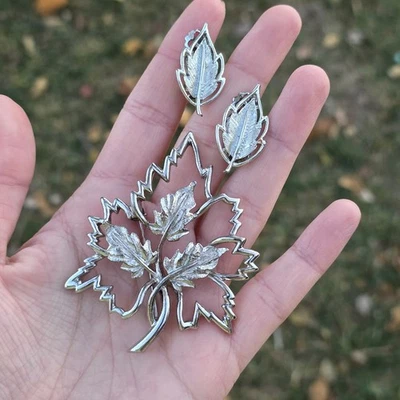 Emmons Silver Tone Leaf Leaves Brooch Pin & Matching Earrings Set Vtg  - Image 1 of 4