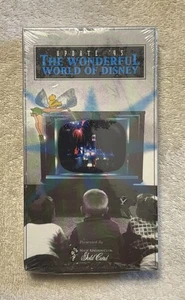 Update ‘95 The Wonderful World of Disney VHS Presented by Magic Kingdom Club 95 - Picture 1 of 3