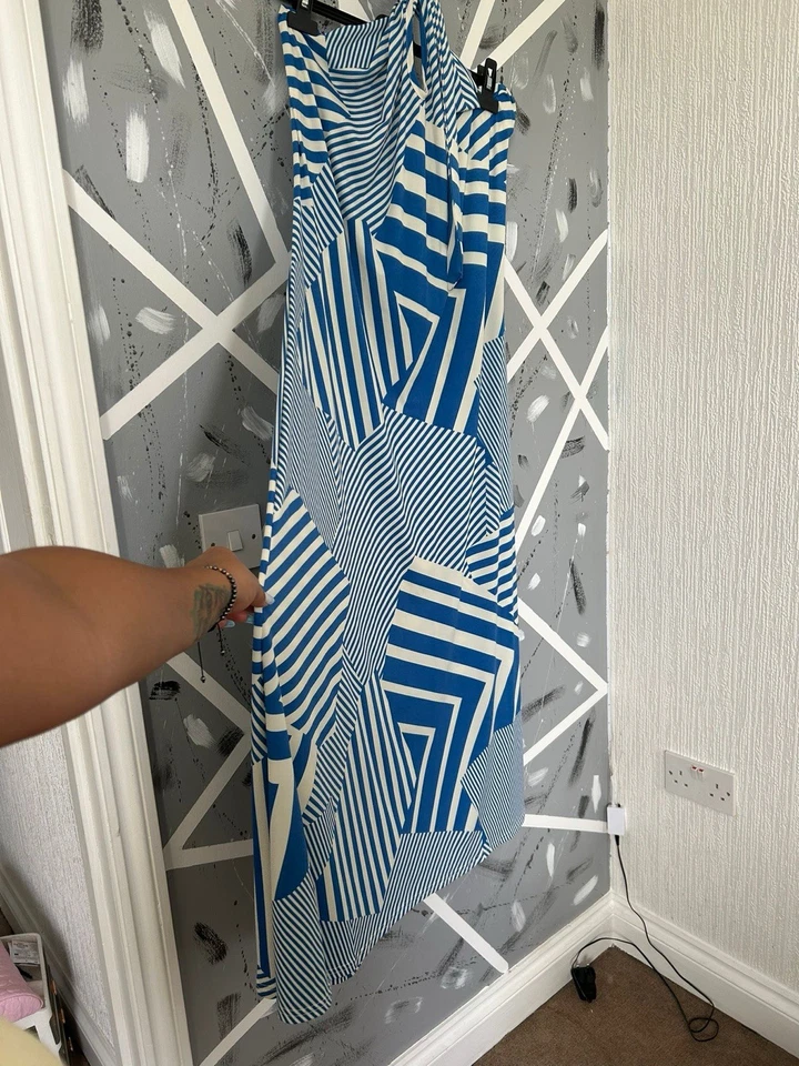 Long summer dress Size Xl - Image 1 of 4