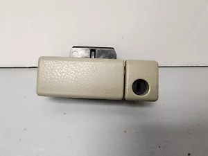 06-13 Suzuki Grand Vitara Glovebox Glove Box Compartment Handle Latch Beige - Picture 1 of 2