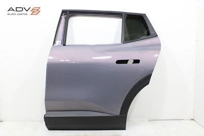 2024 - 2025 Chevrolet Equinox EV panel de carcasa de puerta trasera izquierda del lado del conductor OEM Foto 1 de 4