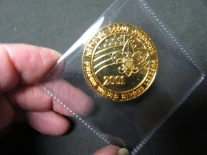 2001 National Jamboree Gold Colored Coin    cov16 - Picture 1 of 2