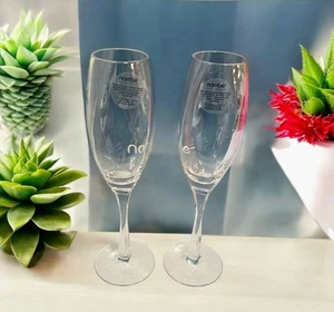 (Set Of 2) 10.5" Nambe Crystal Champagne Twist Flute Glasses - Picture 1 of 3