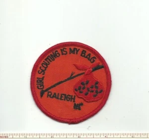EA SCOUT GIRL SCOUTING IS MY BAG RALEIGH NC PATCH GSA GSUSA WAGGGS HOBO PACK!!! - Bild 1 von 1