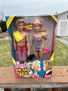 Year 2010 She Said Yes 12 Inch Doll with Caucasian Model BARBIE and KEN - Picture 1 of 3