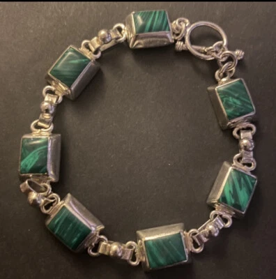 Pulsera de plata vintage con piedras de malaquita. Firmado México. Foto 1 de 4
