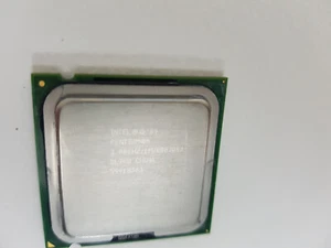Processore Intel Pentium 4 631 SL7PU 3.00GHz 800MHz FSB 1MB 04 A - Foto 1 di 1