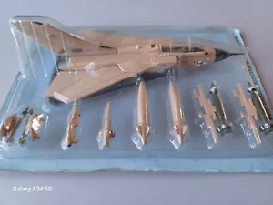 Fabbri Diecast 1:100 Model Panavia Tornado "Mig Eater" Gulf War Aircraft RAF - Picture 1 of 9