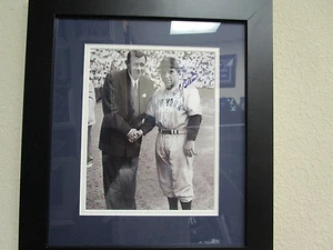 Yogi Berra Signed/Framed Dbl Mat  with Babe Ruth B&W 8X10 SMC50707 RIP - Picture 1 of 3
