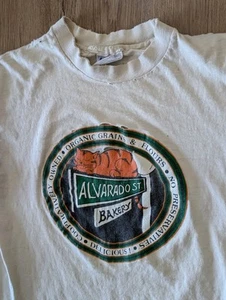 VINTAGE 1990er Thrashed ALVARADO STREET BAKERY Katze Einzelnaht T-Shirt LARGE - Bild 1 von 16