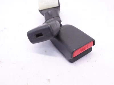 2017 Subaru Forester cinto de segurança traseiro fivela cinto de segurança centro preto fabricante de equipamento original 2014-2018 - Imagem 1 de 4