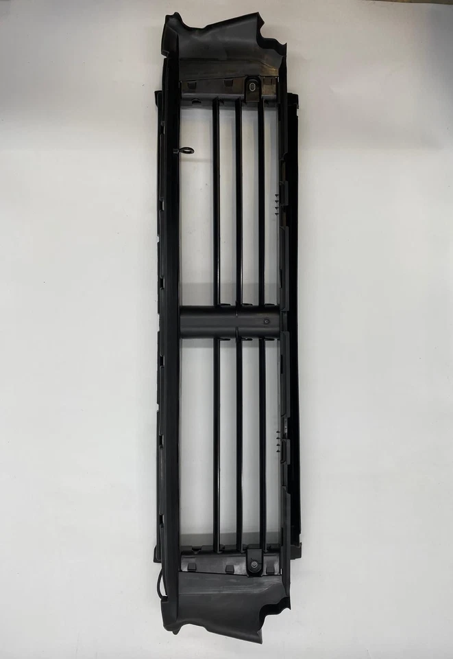 Genuine New OEM Radiator Coolant Hose Audi A4 A5 2016–2023 | 8W0122321J - Image 1 of 3