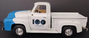 First Gear 1953 Ford F-100 Ford 100th Anniversary 1:34 19-2930 - Picture 1 of 8