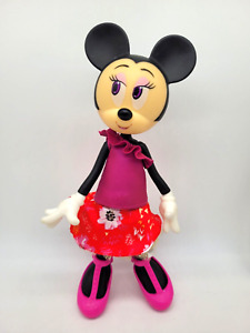 x. Jakks Pacific Minnie Mouse Poseable 9” Doll Disney fashion figure flower