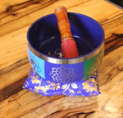 * CLEARANCE *  15cm CROWN 7 Chakra Singing Bowl Striker Cushion Reiki Meditation - Image 1 of 4