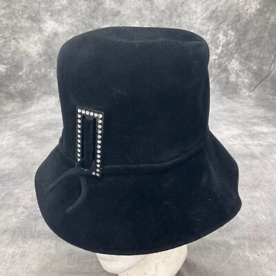 Vintage Halle Bros Co Bucket Hat Black Rhinestone Buckle Wool Cloche USA 30s 40s - Image 1 of 4