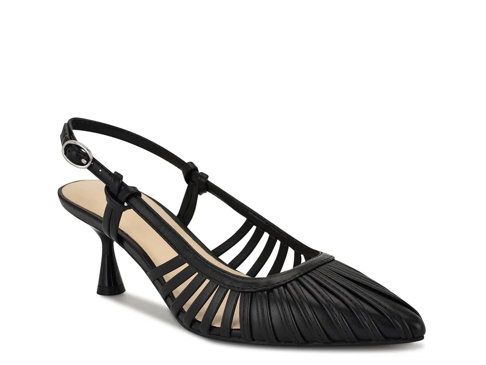 Sapatos sociais femininos Nine West Resta Pump - Imagem 1 de 1