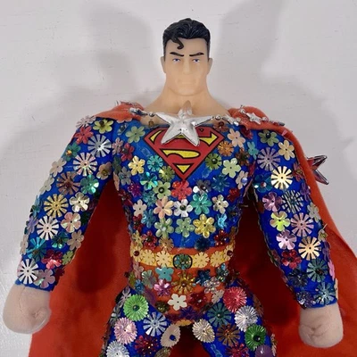 Brinquedo de Pelúcia Personalizado Anos 90 Superman 16” Raro 1/1 OOAK Feito à Mão Vintage Boneca de Arte Gay💙 - Imagem 1 de 4