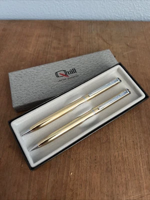 Caneta esferográfica vintage logotipo aleatório QUILL + lápis mecânico conjunto na caixa tom dourado - Imagem 1 de 4