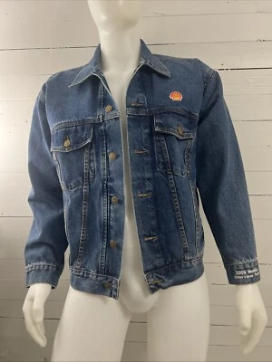 Мужская винтажная джинсовая куртка из газа и масла с вышитой нашивкой размер средний M - Изображение 1 из 4