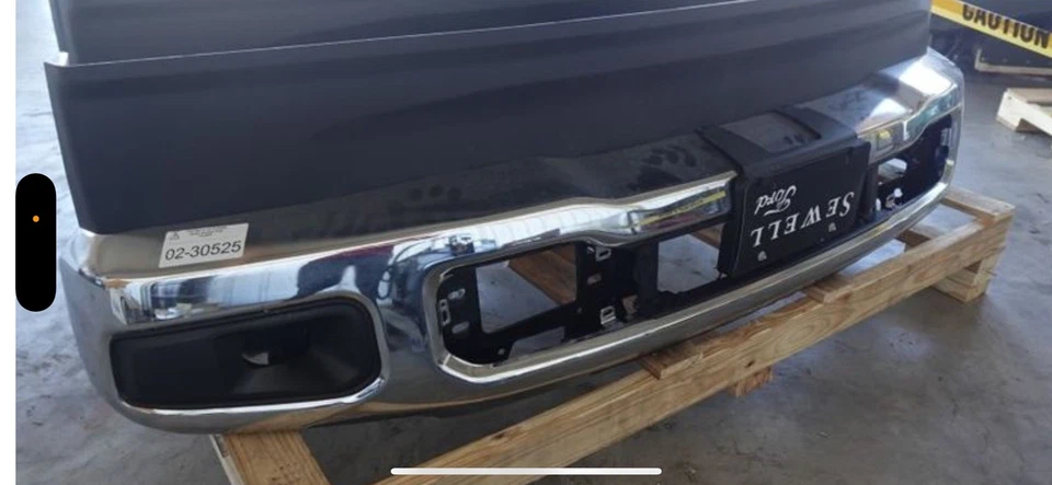 2023 2024 2025 fábrica Ford F250 F350 cromado para-choque dianteiro neblina e furos de sensor - Imagem 1 de 1