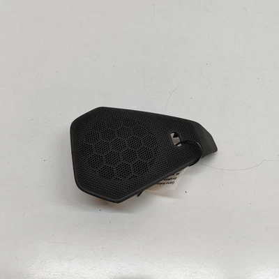 PORSCHE CAYMAN 987 Loudspeaker Cover 99755235101 3.4 217kw 2006 31559537 RHD - Image 1 of 4