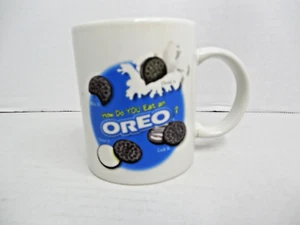 Taza de café Houston Harvest Oreo "Cómo comer una Oreo" 10 oz - Imagen 1 de 7