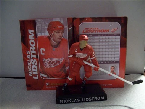 LITTLE CAESARS DETROIT RED WINGS NICKLAS LIDSTROM STATUE FIGURE Cover