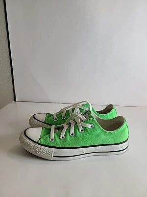 Tênis Converse Chuck Taylor All Star verde neon cano baixo feminino 6 masculino 4 sapatos - Imagem 1 de 4