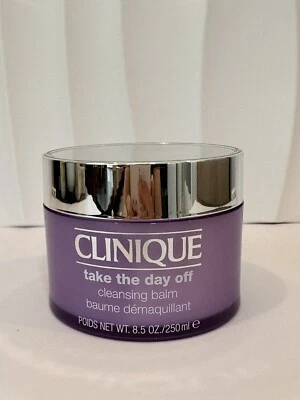 Bálsamo limpiador Clinique Take The Day Off ~ envase grande de 8,5 OZ/250 ml Foto 1 de 4
