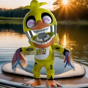 Youtooz: Five Nights at Freddy's Collection - Withered Chica Vinyl Figure #42 🐥 - Picture 1 of 6