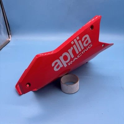 Aprilia Rs660 Bajo Carenado Capucha Panel Vientre Dis.2b00621 Estrellas y Rayas Foto 1 de 4