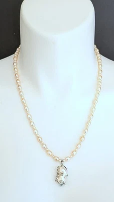 Gorgeous Pink Freshwater Pearl Necklace w/ 18K White Gold Plated Baroque Pendant - Image 1 of 4