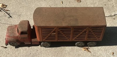 1956 Tonka Livestock Trailer Truck For Restoration - Image 1 of 4