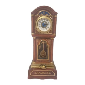 TFM Porcelana De Colección Caja Baratija Reloj Abuelo Hora y Marea Espera a No Man 5" - Imagen 1 de 10