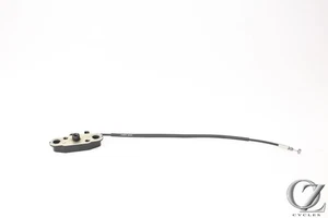 06-14 Cable de cierre de asiento Suzuki M109R M109 VZR1800 - Imagen 1 de 4