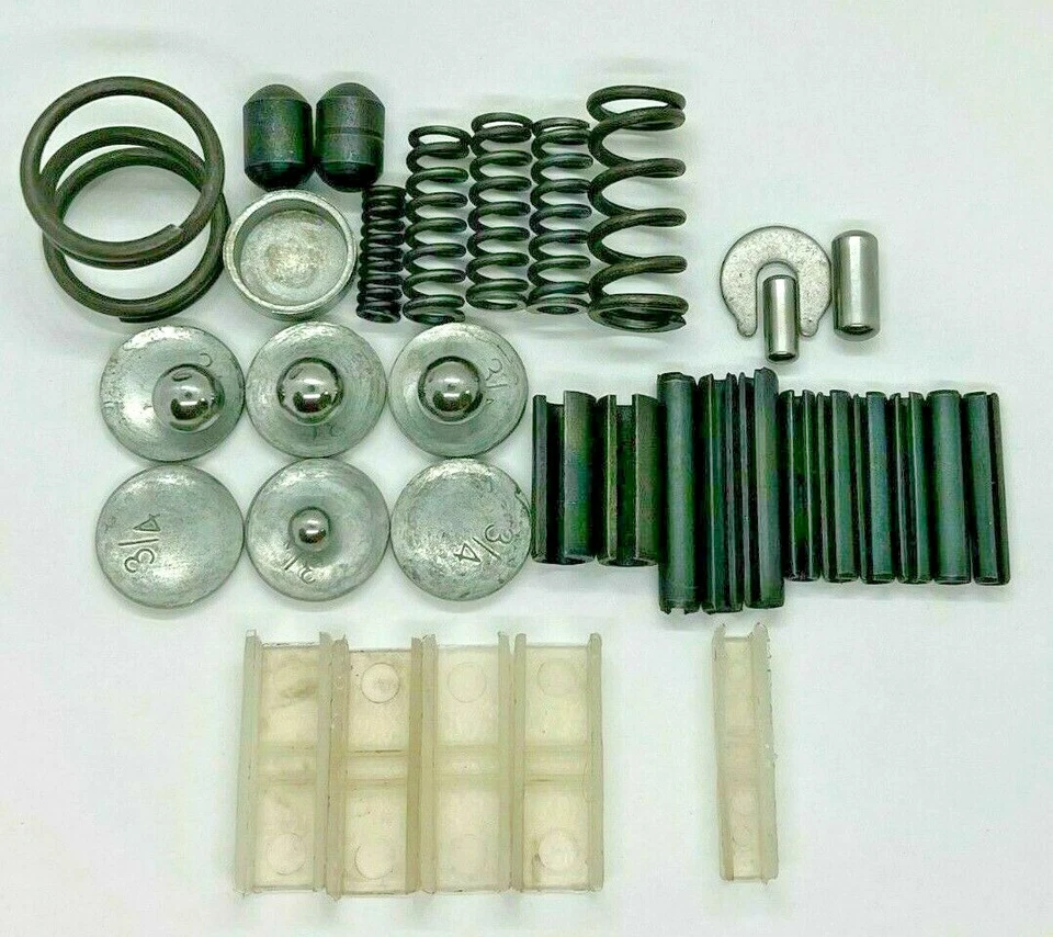 FORD TRUCK 4 SPEED T18 TRANSMISSION TOP COVER SMALL PARTS KIT SP18-50Y - Image 1 of 1