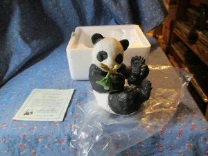 World Wildlife Fund Porcelain Hi There! by Eva Dalberg Panda Bear - Picture 1 of 5