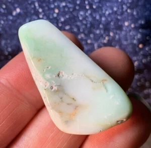 BEAUTIFUL RARE A GRADE MINT GREEN TURKISH OPAL POLISHED CRYSTAL TURKEY - Picture 1 of 3