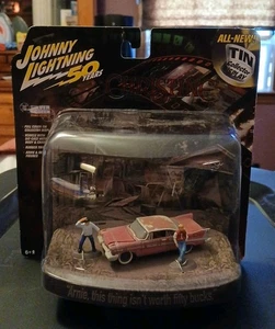 Johnny Lightning Movie Christine Diorama Package 1/64 SILVER SCREEN MACHINES New - Picture 1 of 3