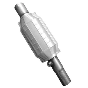 Catalytic Converter for 1996-2000 Jeep Cherokee/Grand Cherokee 2.5L/4.0L - Picture 1 of 7