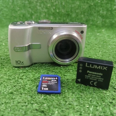 Panasonic Lumix DMC-TZ1 Compact Digital Camera - Image 1 of 4
