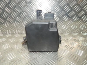 CAJA FUSIBLES GASOLINA TOYOTA YARIS MK2 05-11 1L  - Imagen 1 de 6