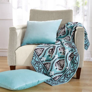 Home Soft Things Knitted Woven Throw Blanket with 2 Pillow Shells Set - Picture 1 of 13