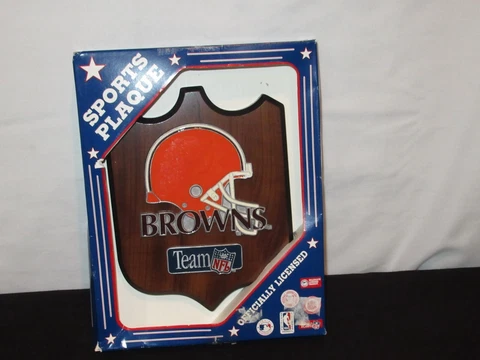 NFL CLEVELAND BROWNS FOOTBALL METAL WOOD PLAQUE MADE USA OFFICIAL LICENSED NEW Cover